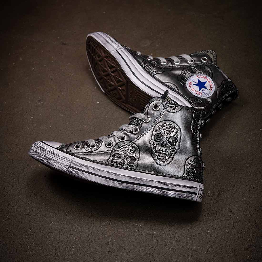 Converse Chuck Taylor High Argento metallizzato con Teschi - immagine 3