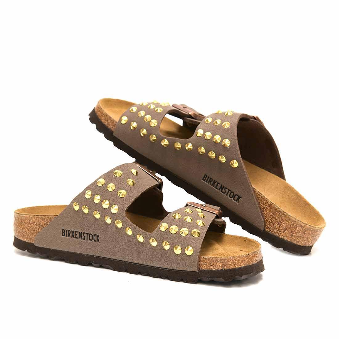 Personalizzazione Birkenstock Arizona Marroni con Borchie Oro - immagine 3