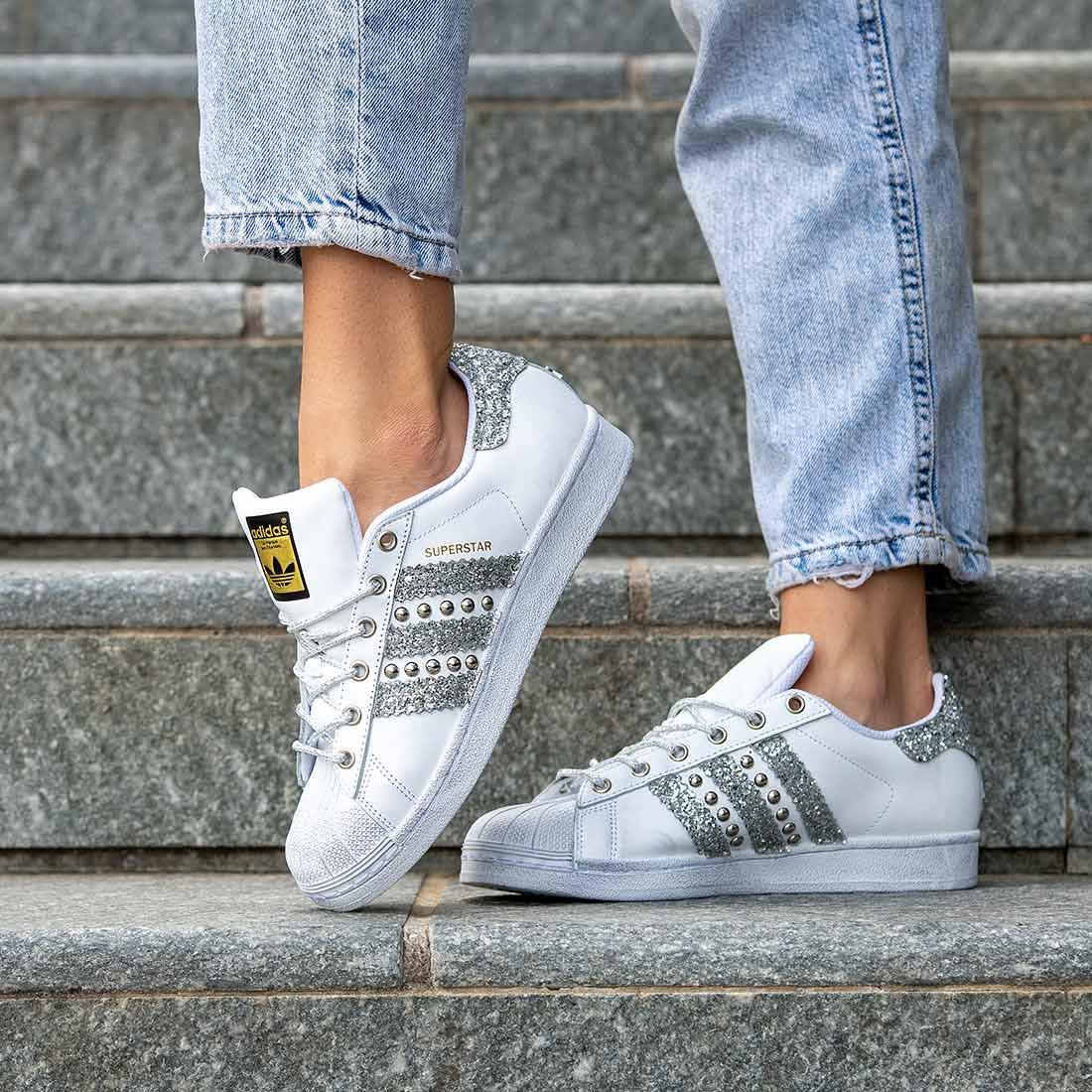 Adidas Superstar con Borchie e Glitter Argento - immagine 3