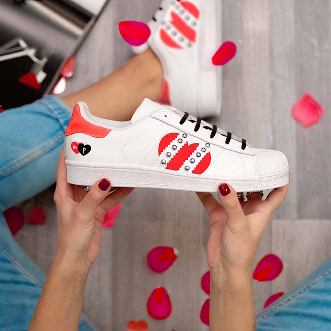 Adidas Superstar Cuori - Edizione Limitata - immagine 3