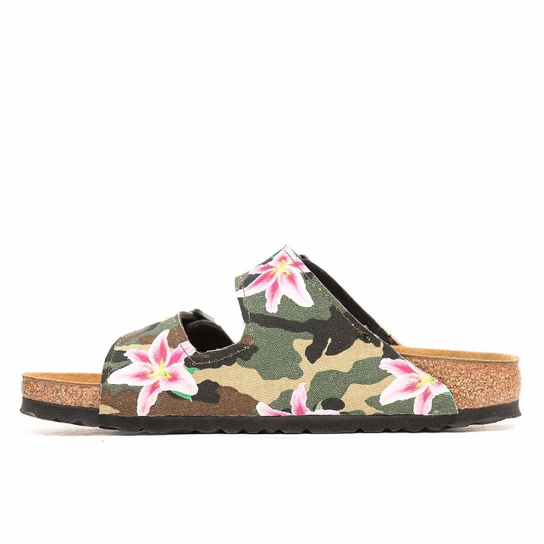 Personalizzazione Birkenstock Arizona Camouflage con stampa floreale - immagine 6