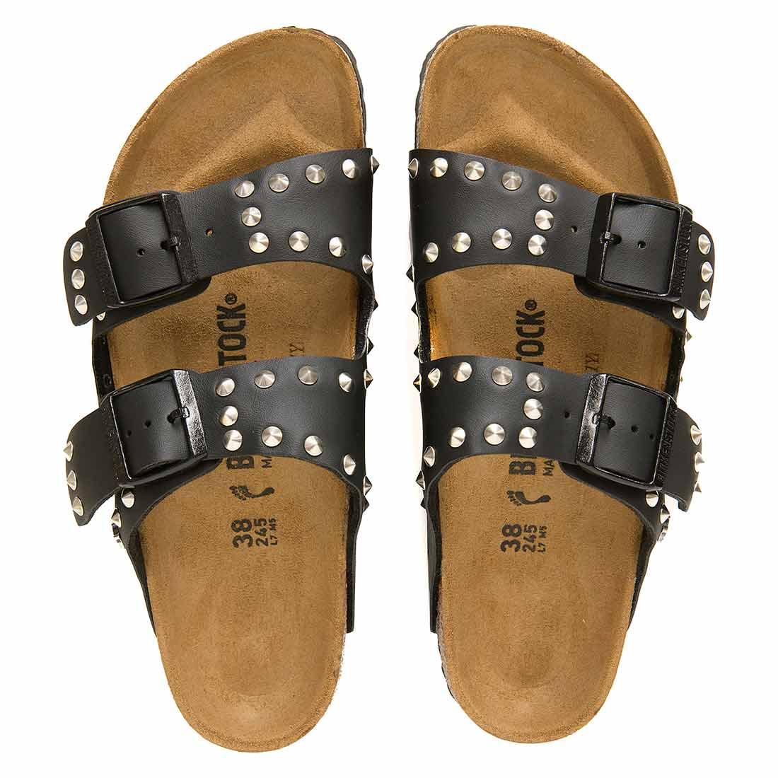 Personalizzazione Birkenstock Arizona con Borchie a cuneo - Nere - immagine 2